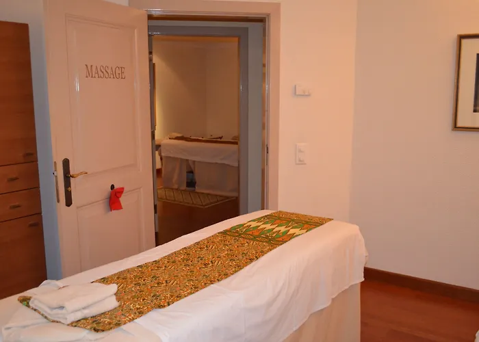 Отель Olissippo Lapa Palace - The Leading Of The World 5*